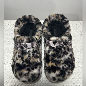 Crocs, black multi color fur clogs, unisex NWT